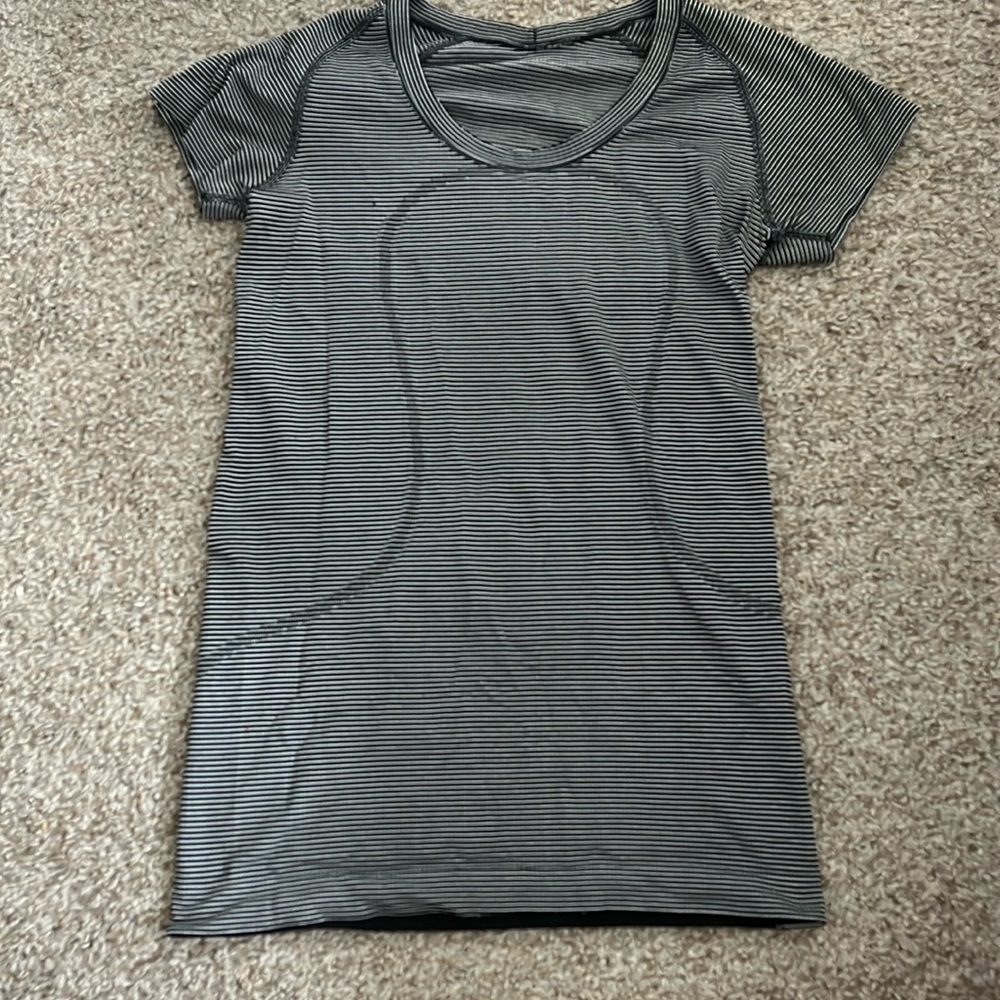 Lululemon Swiftly T-shirt